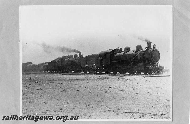 P07807
L class double headed with another L class, Dalwallinu, EM line, train of bagged wheat
