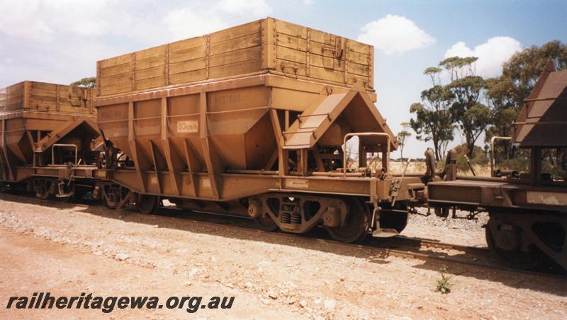 P07934
WMD class 58M, talc hopper, side and end view
