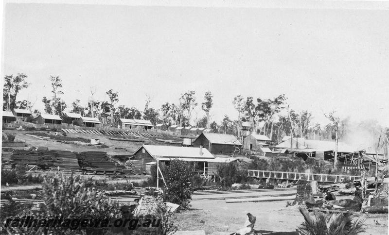 P07985
2 of 5 views of Millars mill at Marrinup, 4 kms west of Dwellingup, PN line, general overall view
