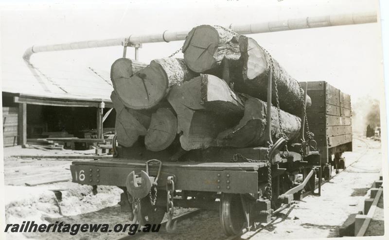 P07996
Millars 4 wheel bolster wagon No.16, Yarloop, loaded with sheoak logs, end and side view.
