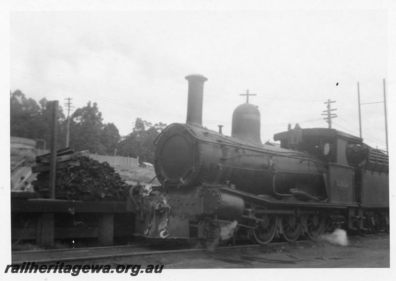 P08086
SSM loco No.7, Pemberton, front and side view.
