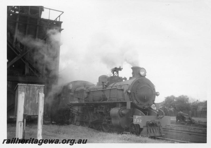 P08128
2 of 2 views of PMR class 732, coal stage, Brunswick Junction, SWR line, being coaled.
