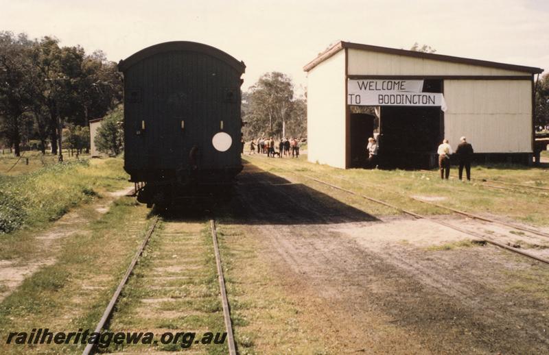 P08129
Goods shed, Boddington with banner 