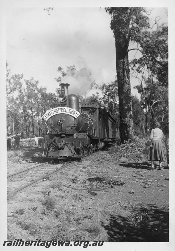 P08144
Millars loco No.61, Albany Highway crossing, ARHS tour train, head on view of loco.
