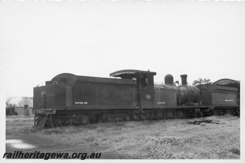 P08217
O class 90, stowed at the Midland Graveyard, end and side view
