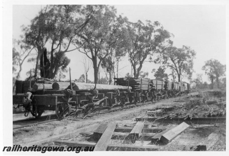 P08292
Millars loaded rolling stock in Timber Yard at Yarloop
