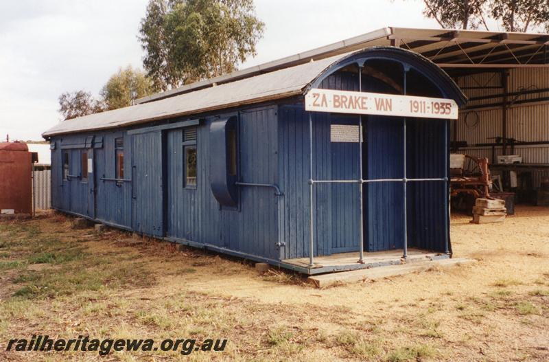 P08336
ZA class 6281 brakevan, body preserved at the Ravensthorpe Museum, side and end view
