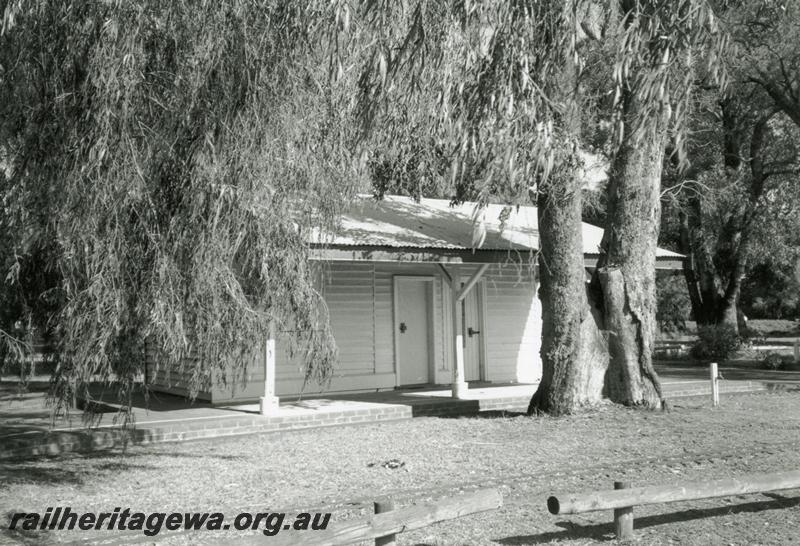 P08402
Capel, station building, relocated to Bunbury miniature railway, BB line.
