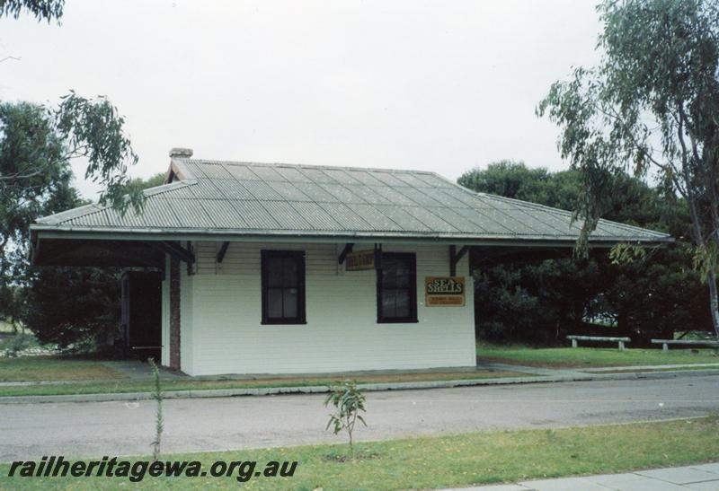 P08418
Esperance, station building (Traffic Office), CE line.
