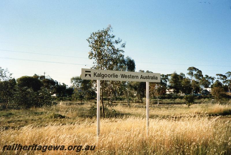 P08431
Kalgoorlie, location sign, Westrail, EGR line.
