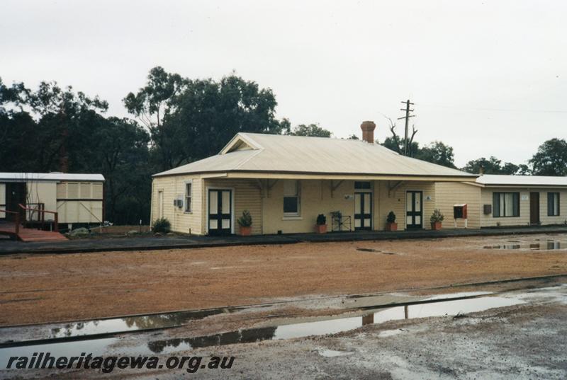 P08490
Boyup Brook, station building (