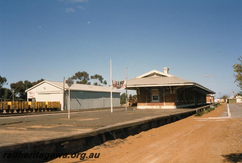 P08508
Katanning, station building, platform, WAGR nameboard, GSR line.
