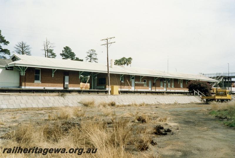 P08516
Narrogin, station building, nameboard, view from east side, GSR line.
