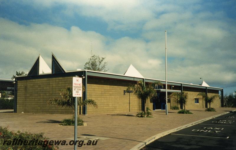 P08645
Bunbury (Wollaston), station building, view from road side, SWR line.
