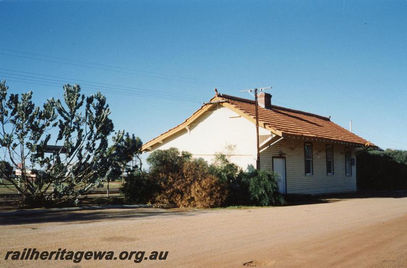 P08663
Mukinbudin, station building, view from road side, WLB line.
