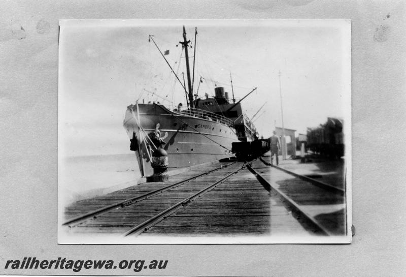 P08712
Jetty, Geraldton, tracks in foreground, wagons on the jetty, ship the 