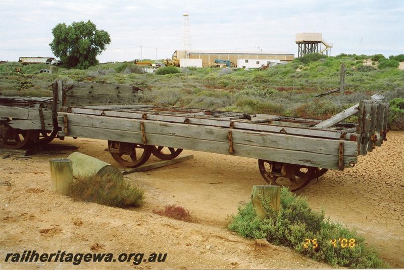 P08727
1 of 4 views of the abandoned wagons at Carnarvon
