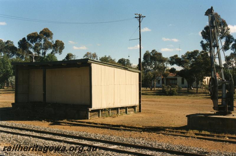 P08760
Goods shed, loading platform, platform crane, Brookton, GSR line.
