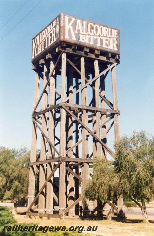 P08766
Water tower, Merredin, EGR line, 