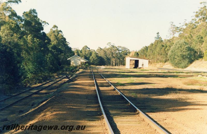 P08785
Station buildings and yard, Pemberton, PP line, overall view of precinct, similar view to P8784
