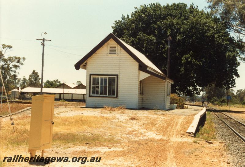 P08787
2 of 3 views of the station buildings at Boyanup, PP line end view 
