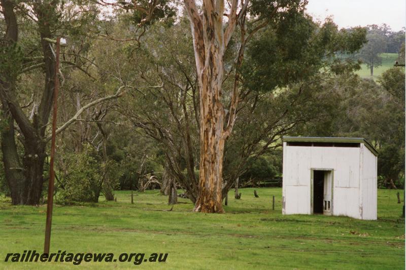 P08814
Out of shed, Dinninup, DK line, out of use, front view,
