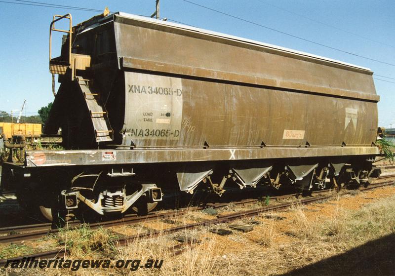 P08933
1 of 3 views of XNA class 34065-D grain hopper wagon, end and side view, originally an XNG class salt hopper.
