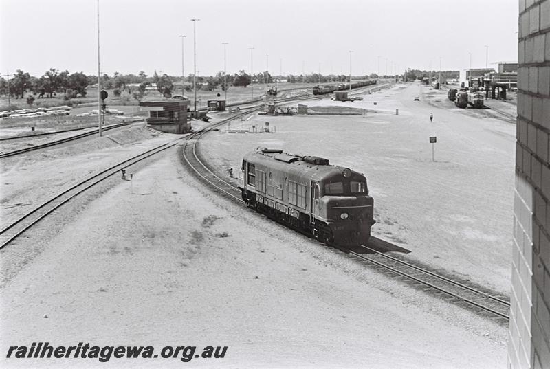 P09028
X class 1011 