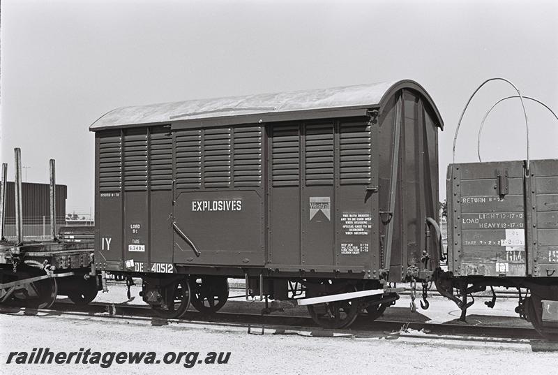 P09147
DE class 40512 explosives van, ex MRWA BLA class, Bunbury yard, side and end view
