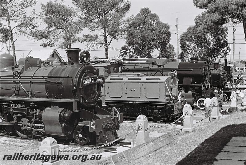 P09232
PM class 701 and other locos at the Rail Transport Museum, Bassendean, front and side views
