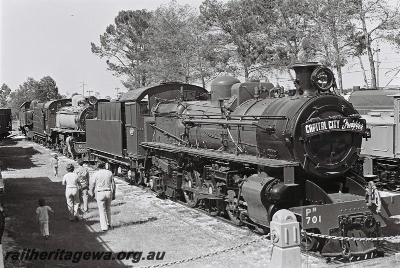 P09233
PM class 701, Rail Transport Museum, Bassendean, side and front view.
