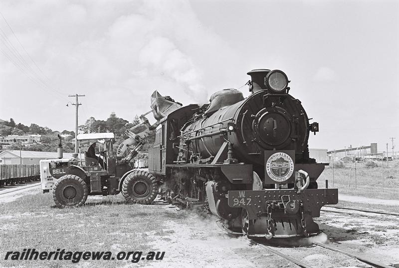 P09269
4 of 4 views of W class 947 in the ownership of 