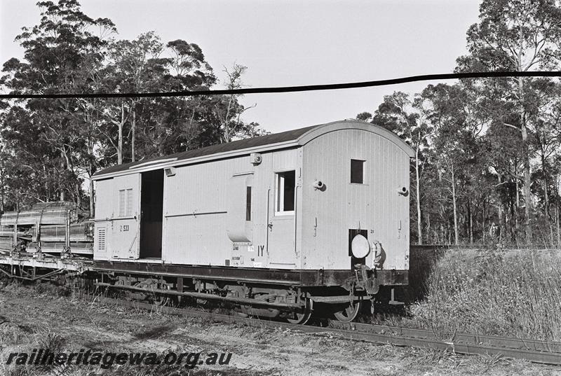 P09305
Z class 533 brakevan, Manjimup, PP line, side and end view
