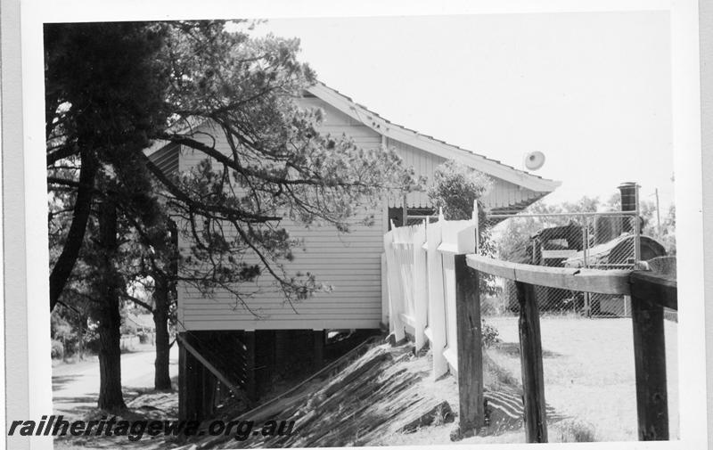 P09371
Kalamunda, station building, platform, G class 118. UDRR line.
