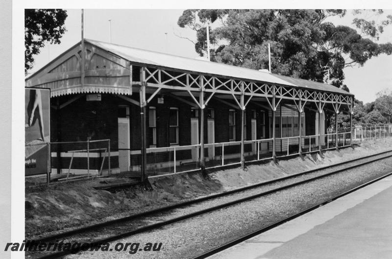 P09373
Guildford, station building, remains of Up platform, view from island platform. ER line.
