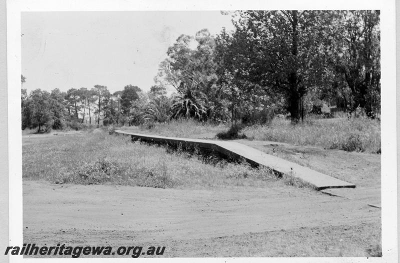 P09384
Darlington, platform, formation. M line.
