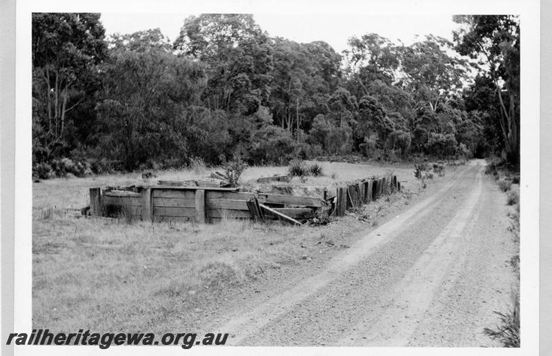 P09426
Bramley, remains of loading ramp. BB line.
