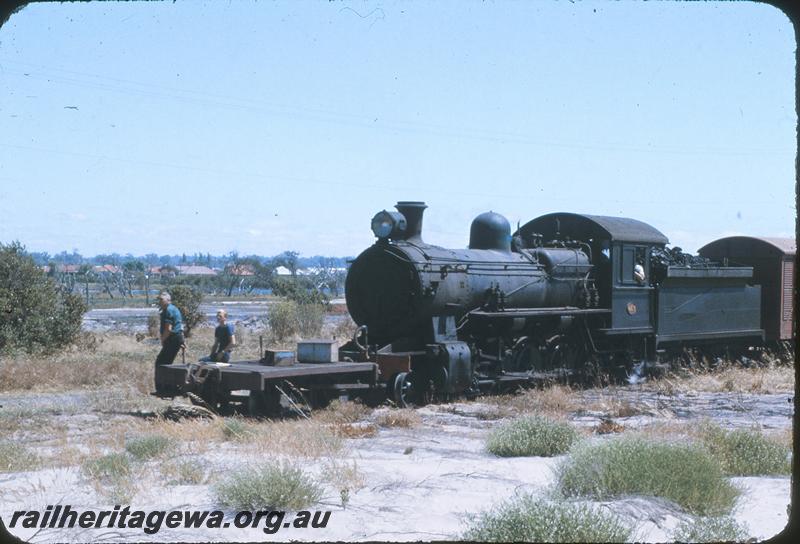 P09615
F class 463, I class shunters float preceding the loco, on shunter between Bunbury and Bunbury Power House.
