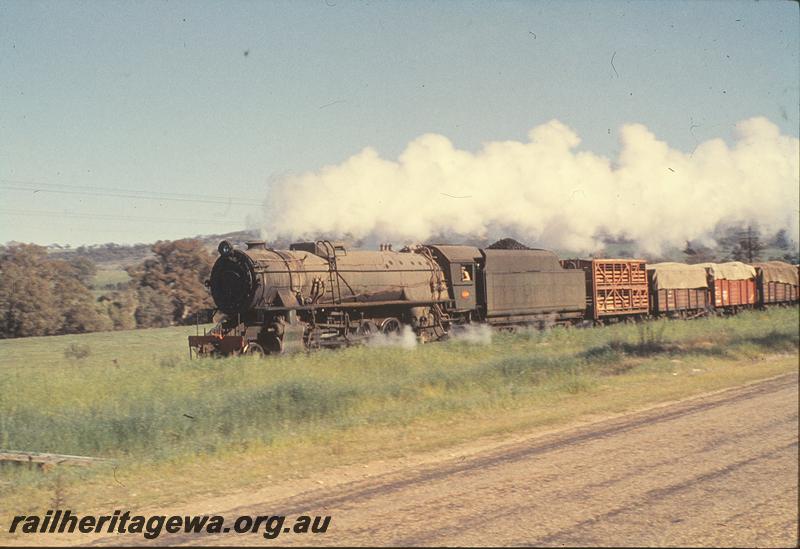 P09758
V class 1224. goods train. GSR line
