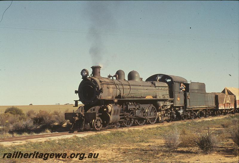 P09772
PR class 522 'Avon', goods train, north of Korbel. NWM line.
