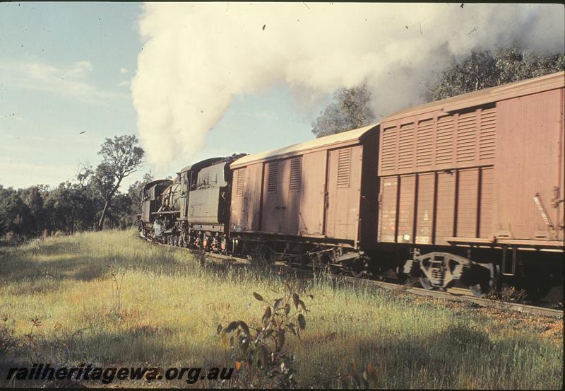 P09898
W class 913, W class, down goods, Greenbushes? PP line.
