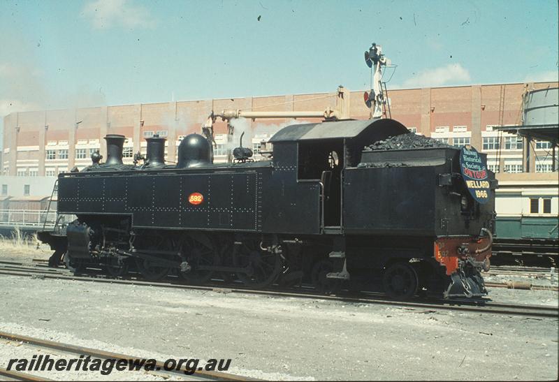 P09985
DD class 592, water column, signals, taking water at Fremantle. Wellard tour train. ER line.
