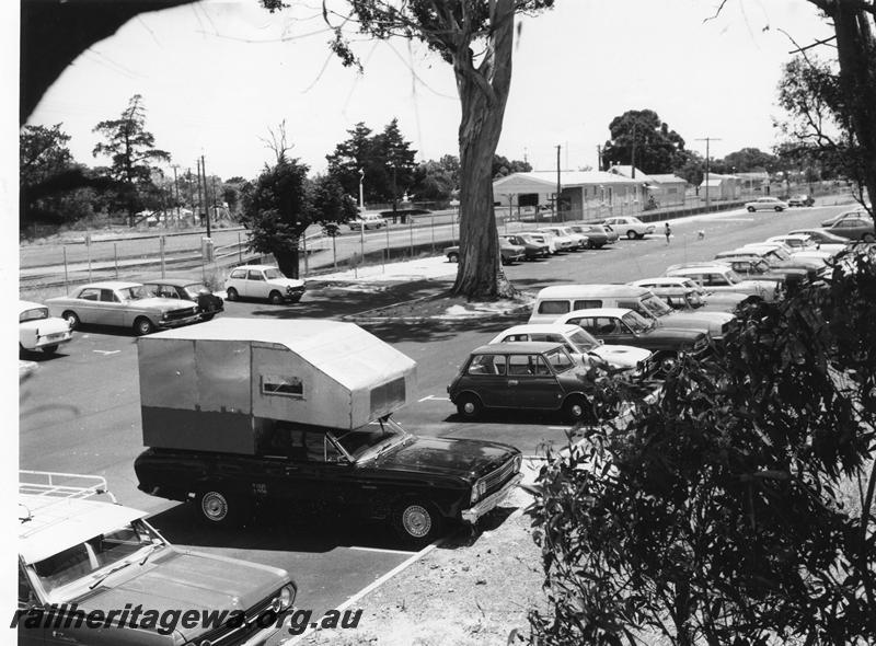 P10066
Parking area, Armadale Station.
