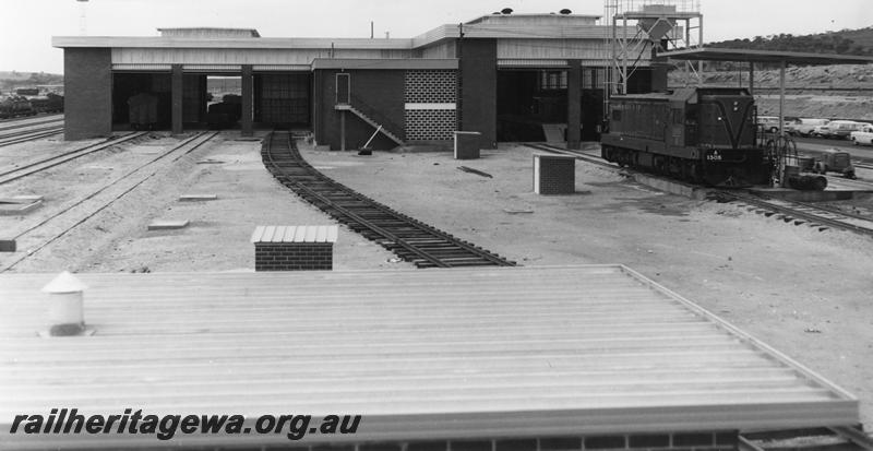 P10073
A class 1505, loco depot, Avon Yard, under construction
