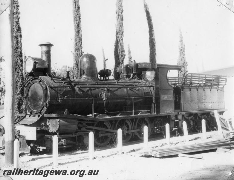 P10169
SSM loco No.2, Manjimup, front and side view, on display.
