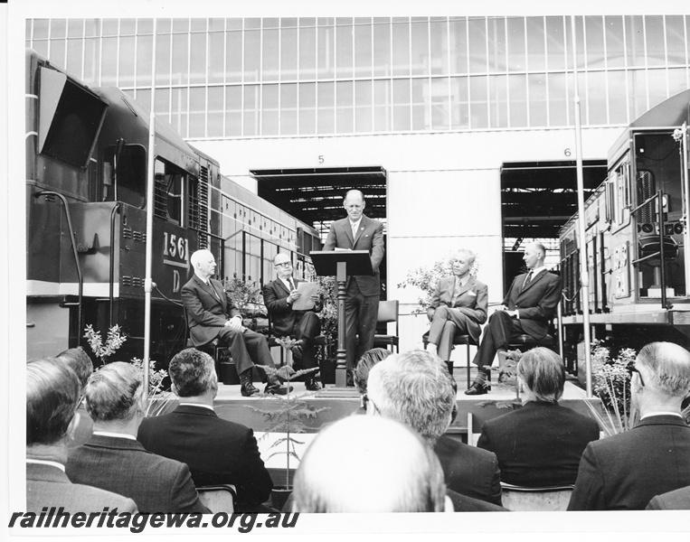 P10580
1 of 2. Official handover at Forrestfield Locomotive Depot of locomotive D class 1561 and RA class 1913
