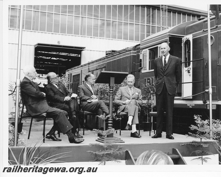 P10582
3 of 2. Official handover at Forrestfield Locomotive Depot of locomotive D class 1561 and RA class 1913
