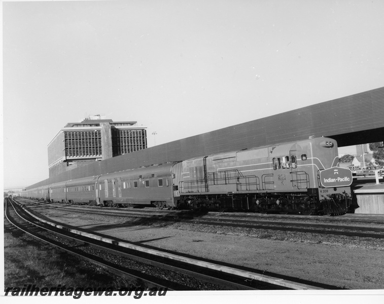 P10627
K class 208 standard gauge diesel locomotive in a promotional view of The Indian Pacific at Perth Terminal.
