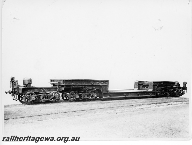 P10649
QX class 2300 trolley wagon, end and side view
