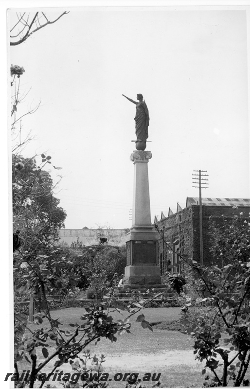 P10797
Memorial to the fallen, gardens, workshop building, Midland Workshops
